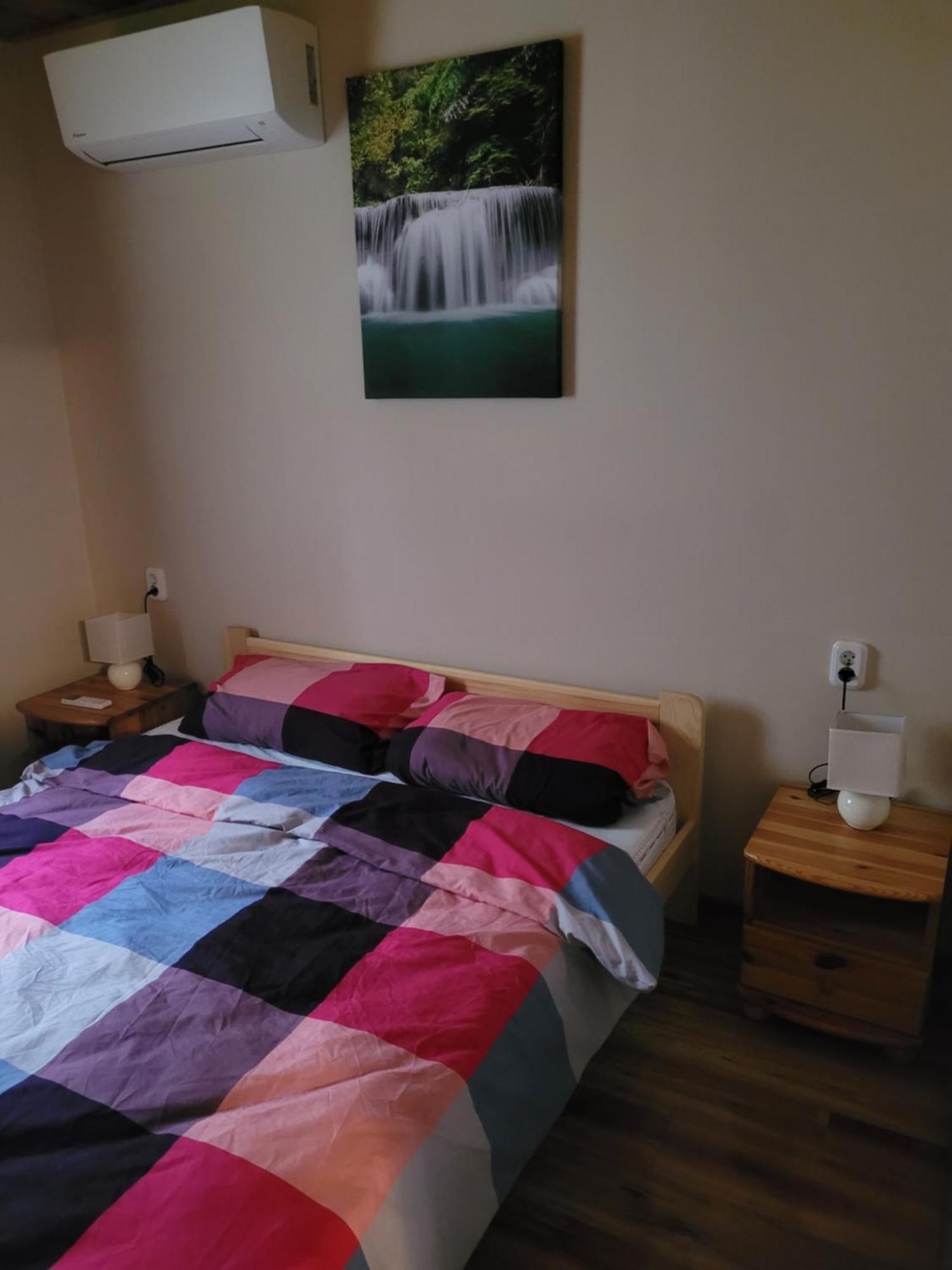 Beni Nyaralo Apartment Bekesszentandras Luaran gambar